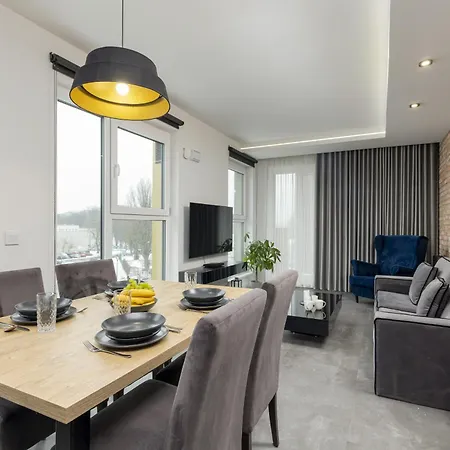 Milionowa Loft With Parking In By Renters Apartman Łódź