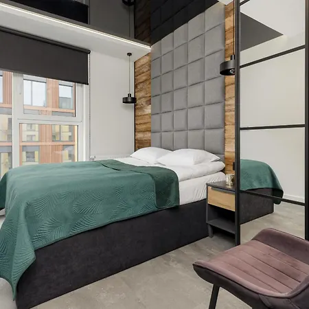 Milionowa Loft With Parking In By Renters Apartman *