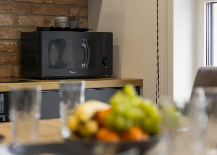 Milionowa Loft With Parking In By Renters Lejlighed